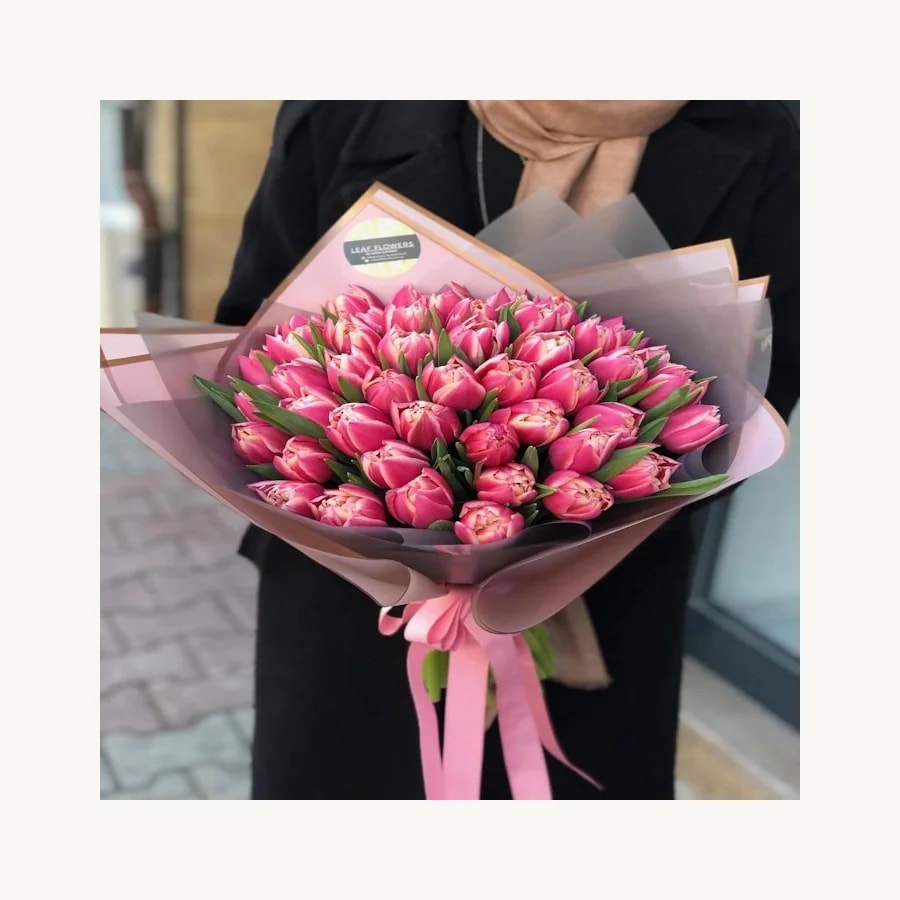 Pembe Lale Buketi