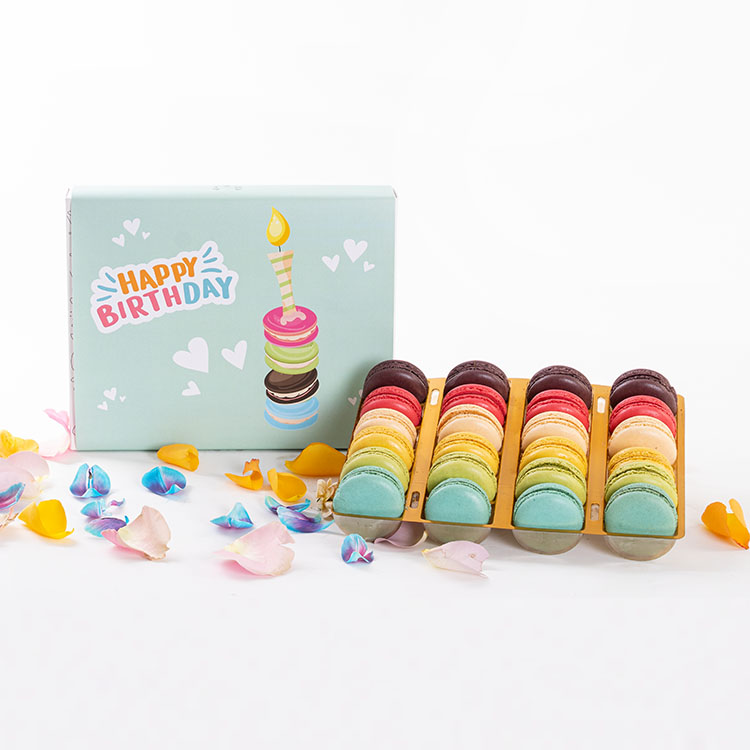 Happy Birthday Macarons (24’lü) — görsel 3
